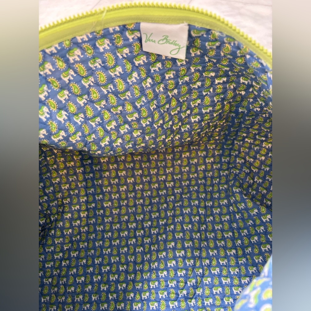 Vera Bradley Large Duffel Bag Quilted in Citrus Elephant Print - Picture 3 of 6